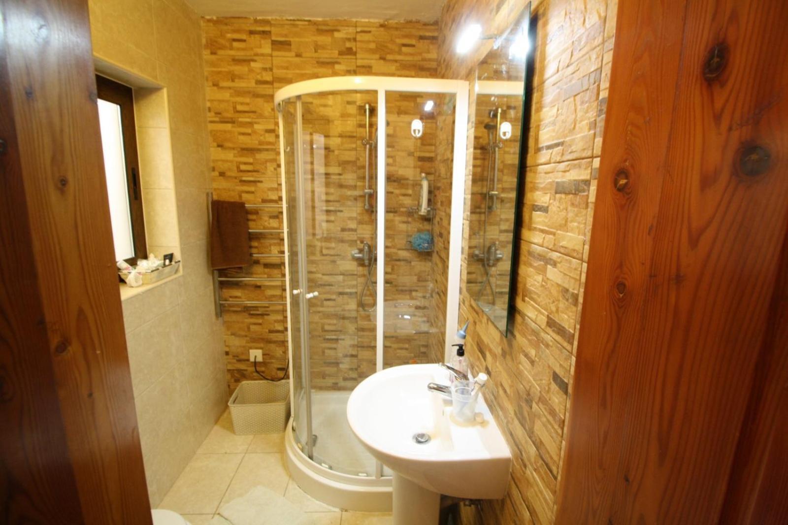 Old Refurbished Apartment In Bormla Cospicua Esterno foto